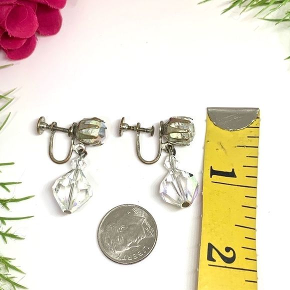 VINTAGE⚜️AURORA BOREALIS Crystal Clip Earrings - Picture 10 of 10